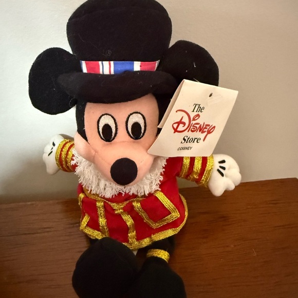 NWT Disney Store Mickey Mouse Beefeater Beanbag Plush - Picture 2 of 7